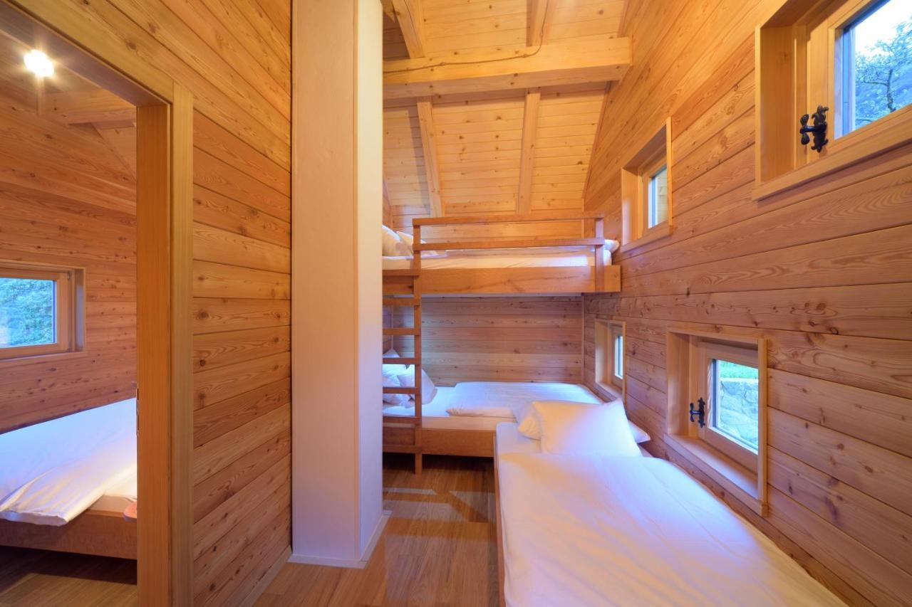 Granaries Pear & Walnut Villa Tolmin Exteriör bild